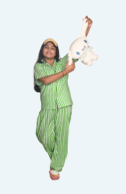 Girls Green stripes night suit set