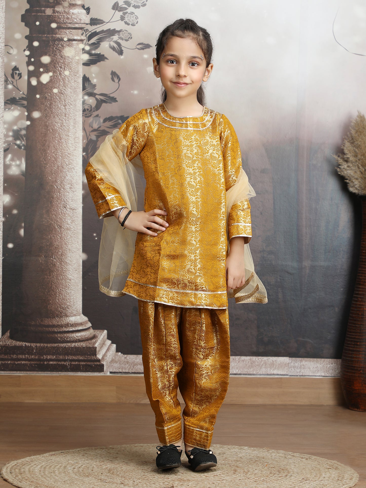 yellow embroidery salwar suit  M250325