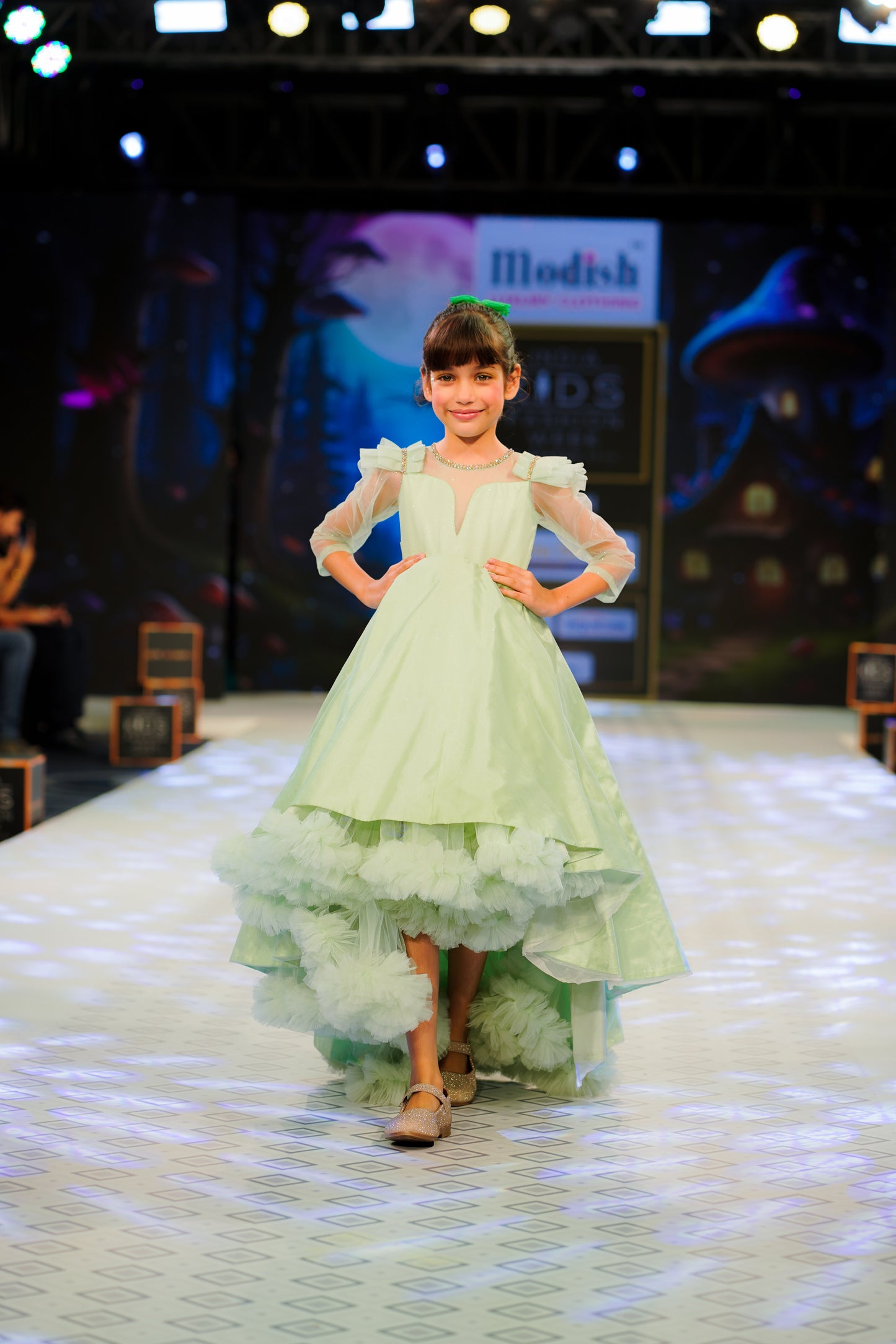 Girls green Gown length Party dress M240010