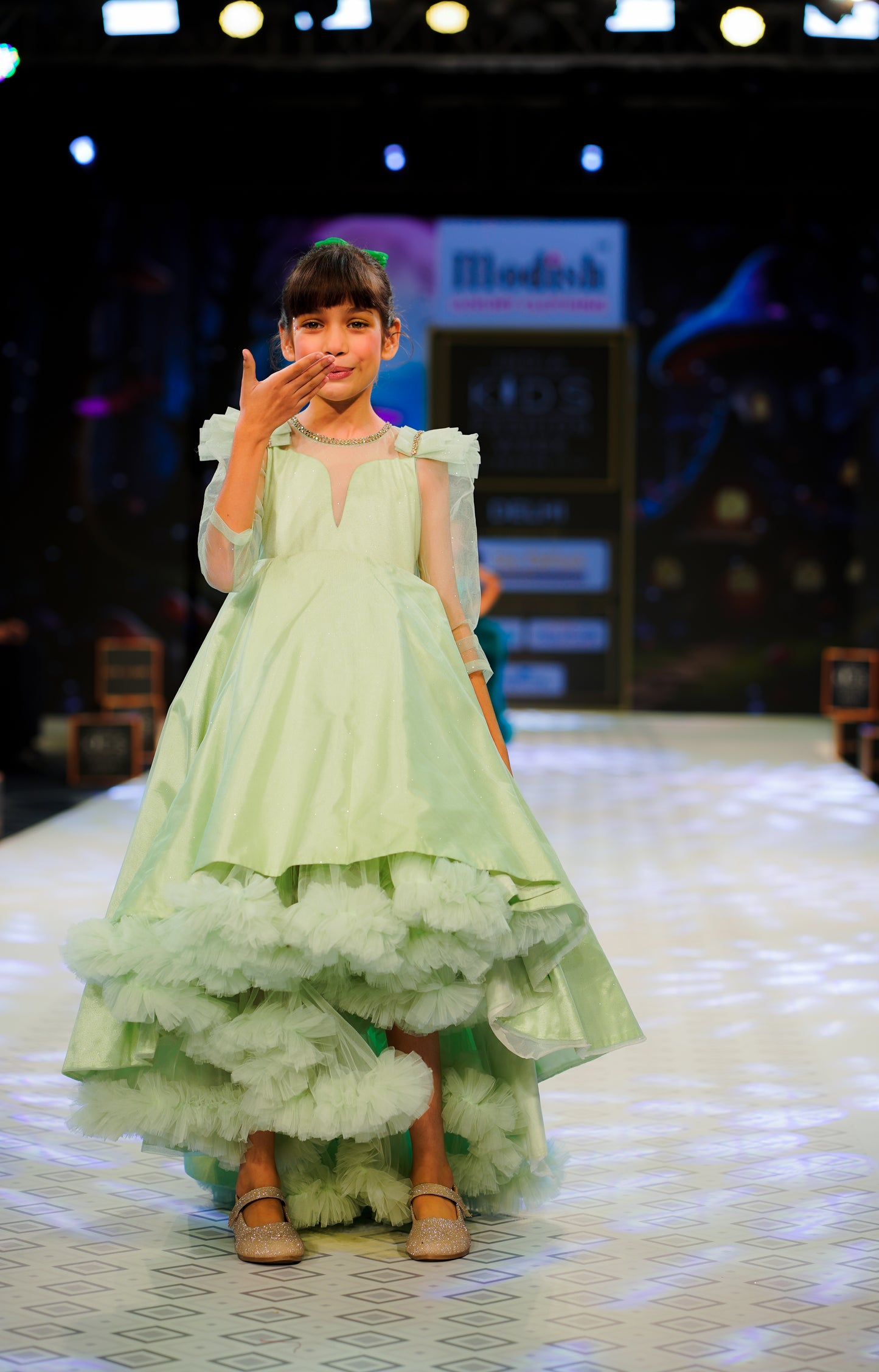 Girls green Gown length Party dress M240010