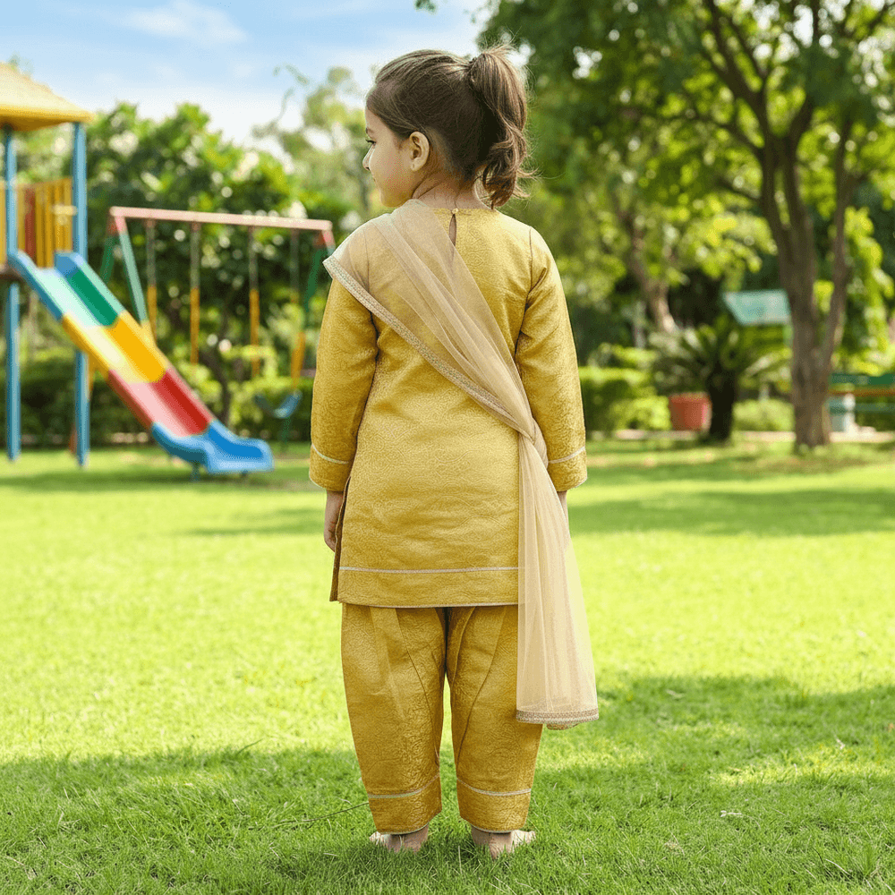 Gold-salwar-suit- set-M250326