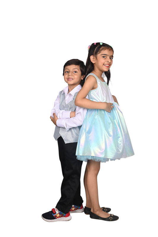 Sibling set in blue and black