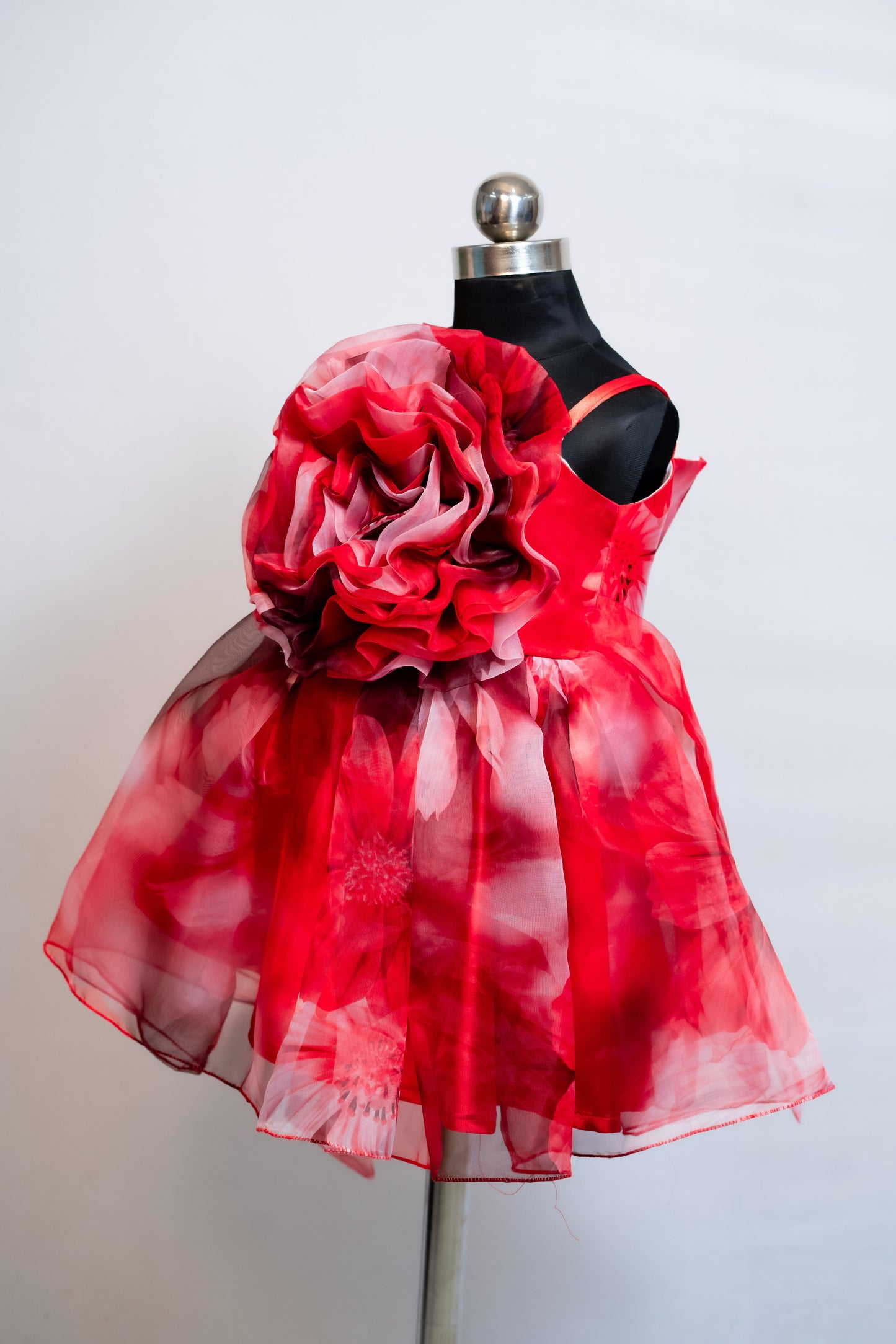 Girls Red knee length Casual frock m240062